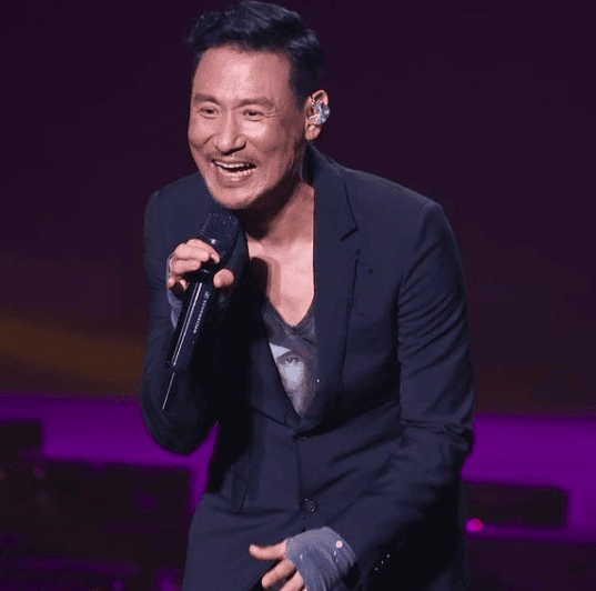 Jacky Cheung singing