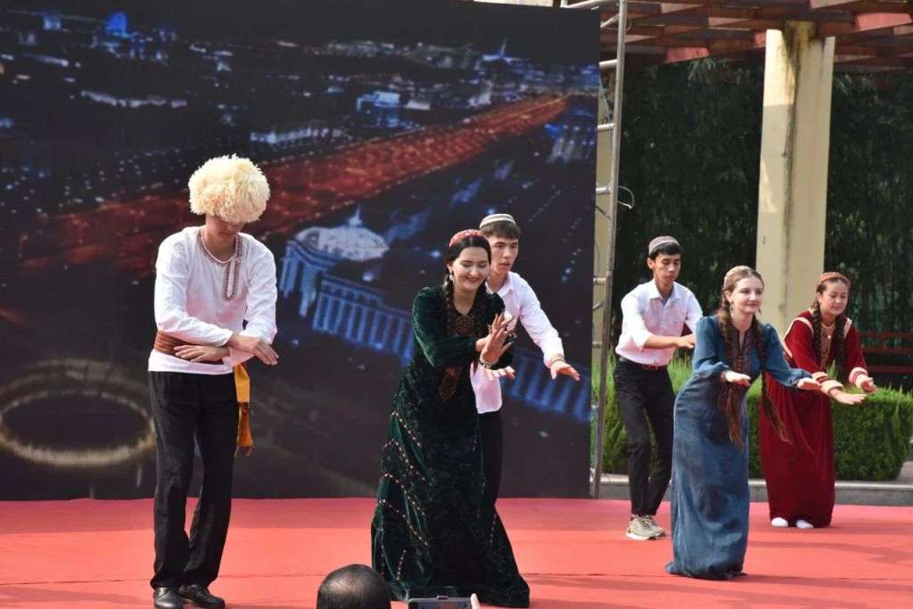 Northwest A&F University students