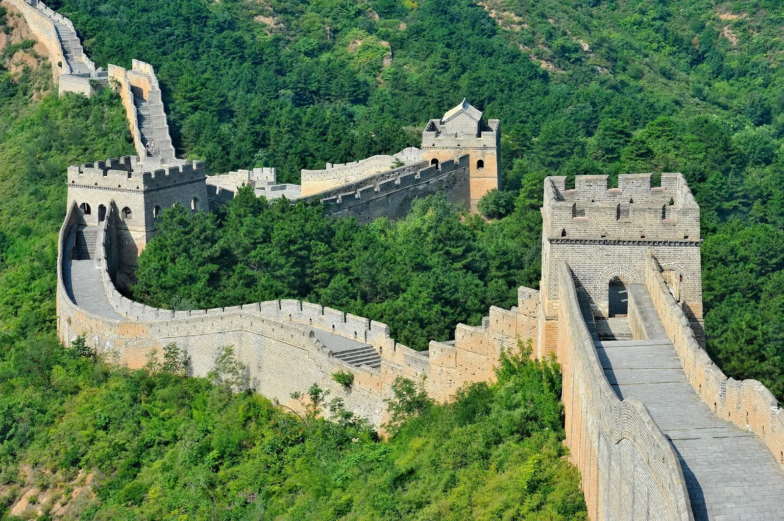 city in china great wall of china