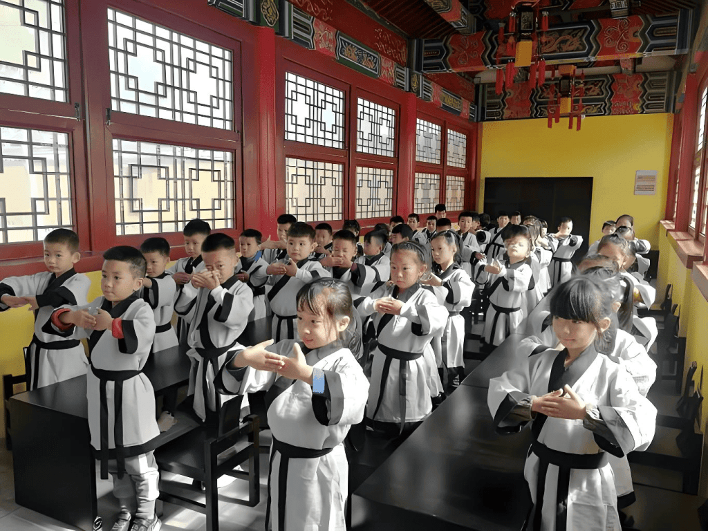 cultural etiquette in china