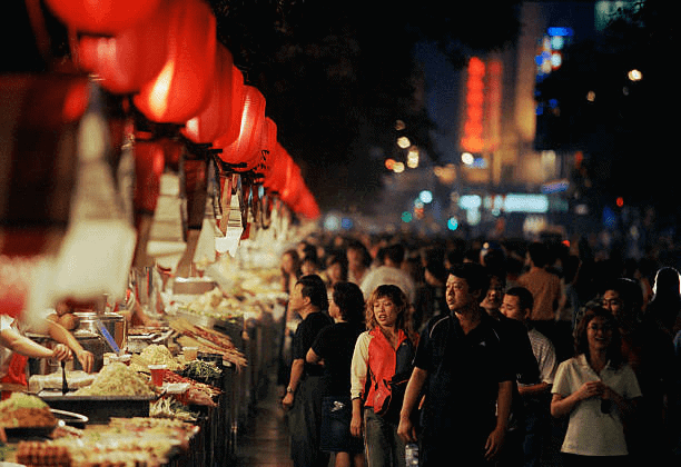 night market in china