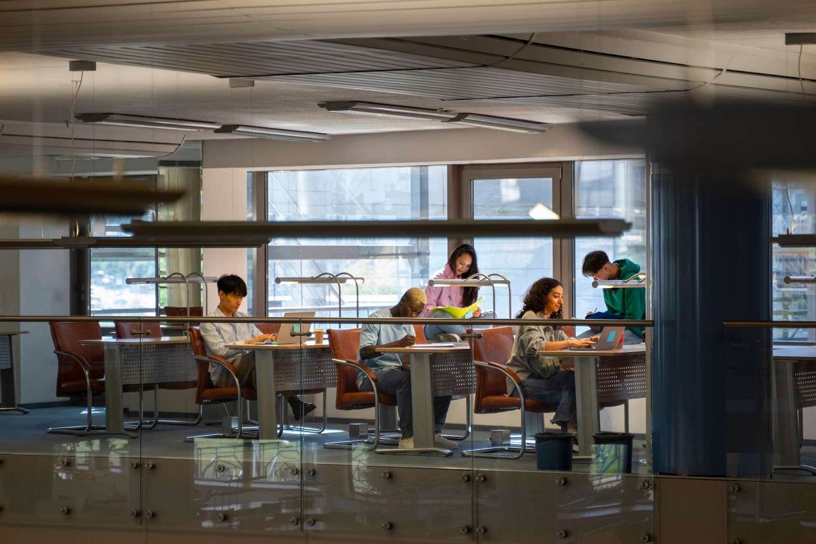 How Long Is a Chinese School Day? | Apply For China